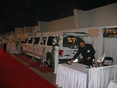 Lucky Star Limousine Service - Total Wedding Show